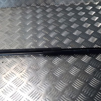 Verin droit hayon OPEL CORSA