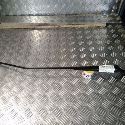 Bras essuie-glace avant droit Peugeot 207-207 (WA_, WC_) 1.4 hdi (2006-2015) 5 portes