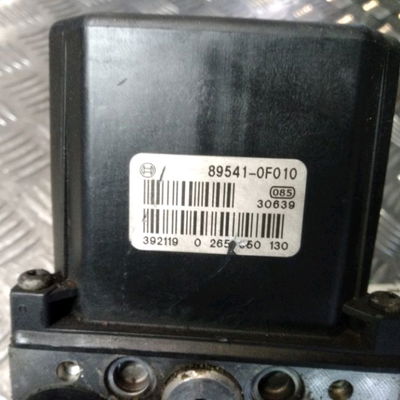 Unité hydraulique abs Toyota COROLLA Verso (ZER_, ZZE12_, R1_) 1.8 (znr11_) (2004-2009)
