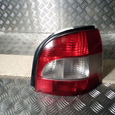 Feu arrière droit Renault SCÉNIC I Monospace (JA0-1_, FA0_) 1.6 (ja00, ja16, ja15, ja19, ja1v, ja2b, ja2c, ja0b,... (1999-2003) 