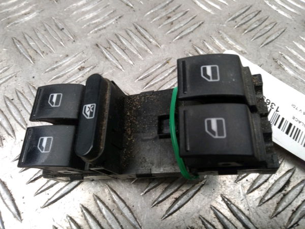 Commande lève-glace porte avant gauche Volkswagen GOLF V Variant (1K5) 1.9 tdi (2007-2009)
