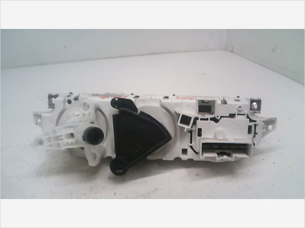 Commande de chauffage FORD FOCUS II Phase 2 SW 01-2008--12-2010 1.6 TDCI 110ch