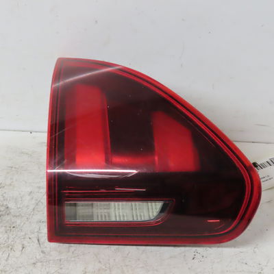 Feu arrière interieur gauche Peugeot 2008 I (CU_) 1.2 thp 110 - puretech 110 (2015) 5 portes