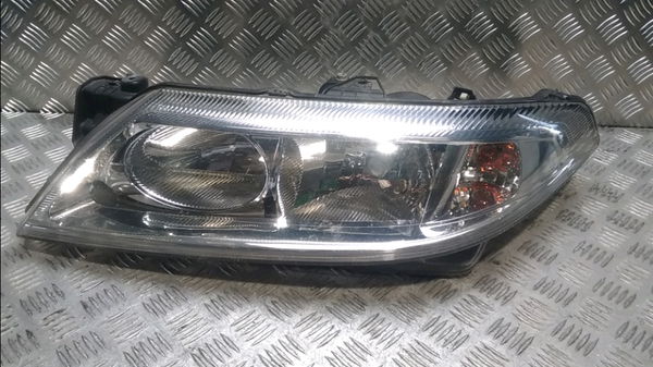 Phare gauche Renault LAGUNA II (BG0-1_) 1.9 dci (bg08, bg0g) (2001-2007)