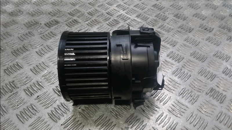 Moteur chauffage Citroën C3 III Van (SX_, SY_) Bluehdi 100 (2019)