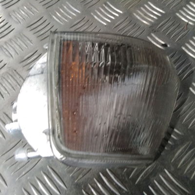 Répétiteur aile gauche PEUGEOT 106