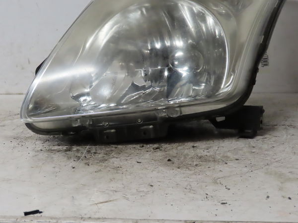Phare gauche Suzuki SWIFT III (MZ, EZ) 1.3 ddis (rs 413d) (2005) 5 portes