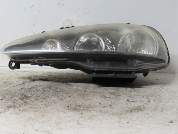 Phare gauche Alfa romeo 147 (937_) 1.9 jtdm 8v (937.axd1a, 937.axu1a, 937.bxu1a) (2005-2010)
