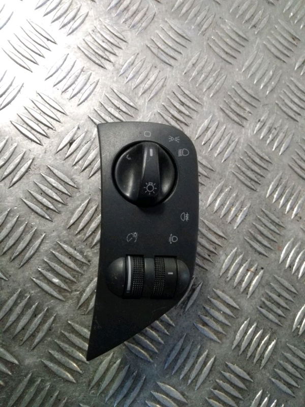 Commande eclairage Seat IBIZA II (6K1) 1.4 i (1993-2002)