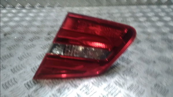 Feu arrière intérieur droit Mercedes-benz CLASSE B Sports Tourer (W246, W242) B 200 cdi (246.201) (2011-2014)