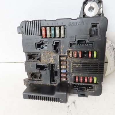 Bsm (boitier servitude moteur) Renault MEGANE II (BM0-1_, CM0-1_) 1.6 16v (bm0c, cm0c) (2002-2008)