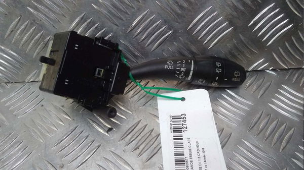 Commande essuie glace Kia CEE'D 3-5 portes (ED) 1.6 crdi 90 (2006-2012)
