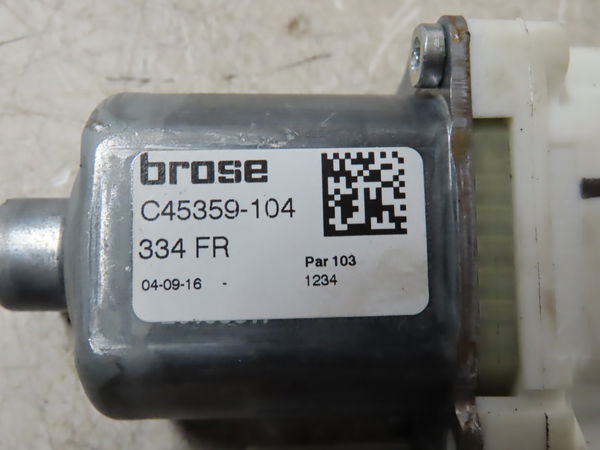 Mecanisme  moteur lève-glace avant droit Fiat 500X (334_) 1.6 (334axe1a) (2014-2020)