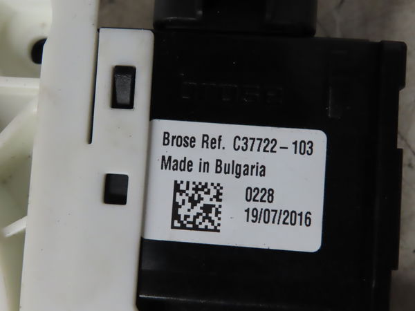 Mecanisme  moteur lève-glace avant droit Fiat 500X (334_) 1.6 (334axe1a) (2014-2020)
