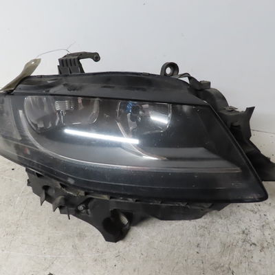 Phare droit Audi A4 B8 Avant (8K5) 2.0 tdi (2008-2015)