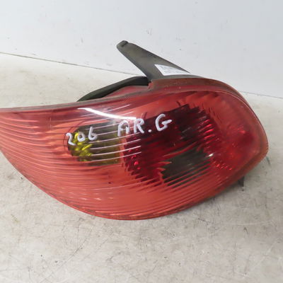 Feu arrière gauche Peugeot 206 Van 1.4 hdi (2001-2009)
