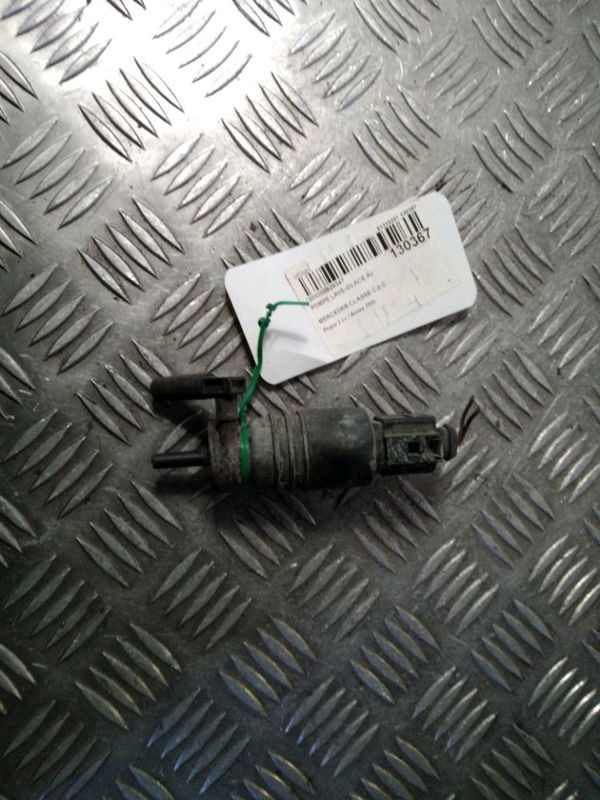 Pompe lave-glace avant Mercedes-benz CLASSE C (W203) C 200 cdi (203.007) (2003-2007)