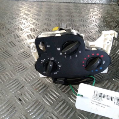 Commande de chauffage Dacia LOGAN MCV (KS_) 1.5 dci (ks0w) (2007-2012) 5 portes