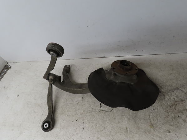Fusee avg Audi A6 Allroad C6 (4FH) 3.0 tdi quattro (2006-2008)