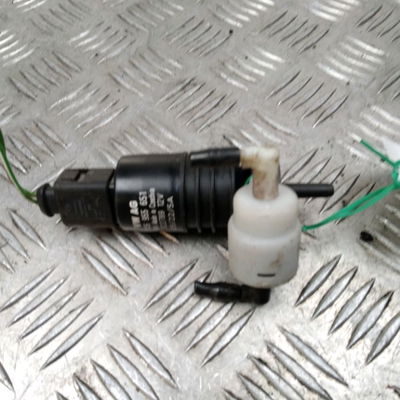 Pompe lave-glace avant Volkswagen POLO (9N_, 9A_) 1.9 sdi (2001-2009)