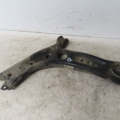 Triangle inf avg Audi A3 Sportback (8VA, 8VF) 1.8 tfsi (2012)