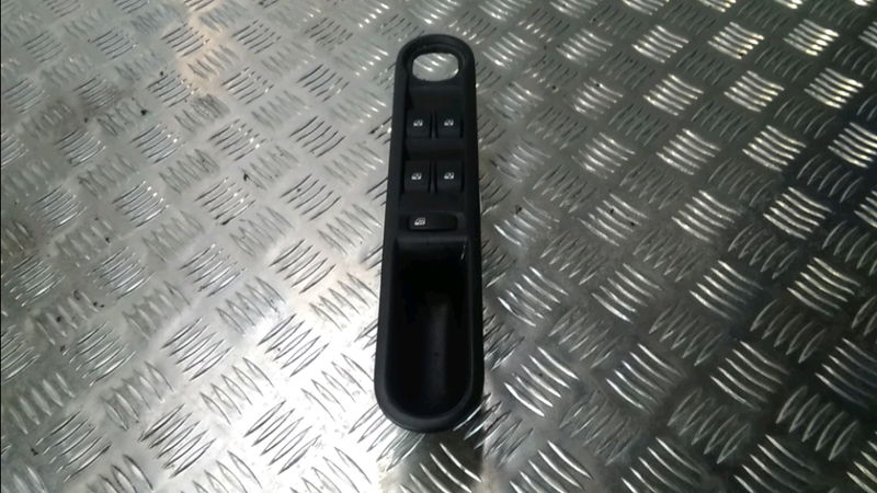 Commande lève-glace porte avant gauche Renault ESPACE IV (JK0-1_) 2.0 dci (jk03, jk04, jk1c, jk1g, jk1j, jk1k) (2006) 5 portes
