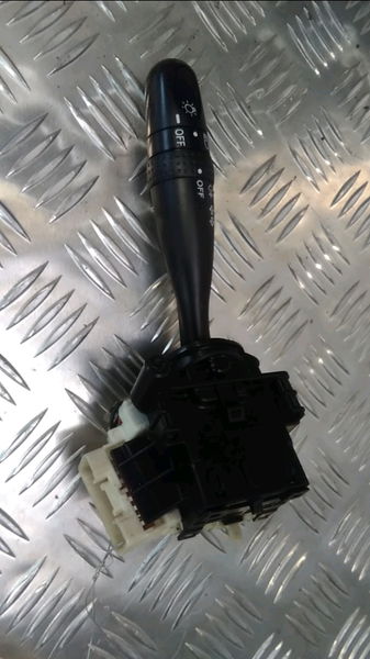Commande clignotant Daihatsu SIRION (M3_) 1.3 (2008)