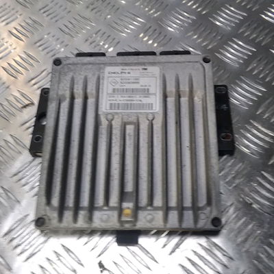 Calculateur moteur Renault CLIO III (BR0-1, CR0-1) 1.5 dci (c-br0g, c-br1g) (2005-2012) 5 portes