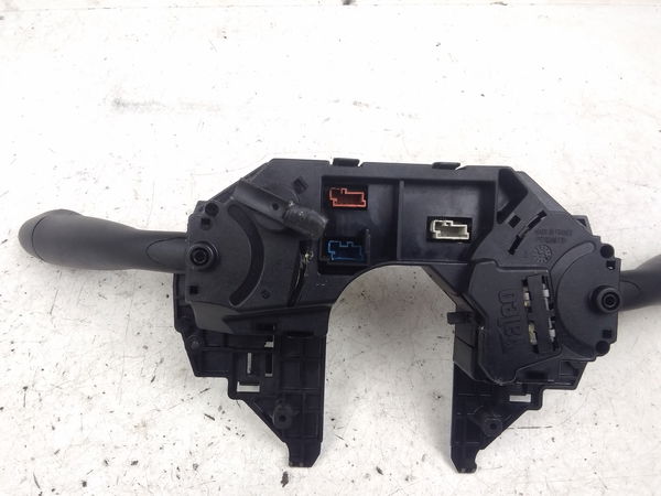 Bloc commodos CITROEN C4 I  1.6 HDI 92ch