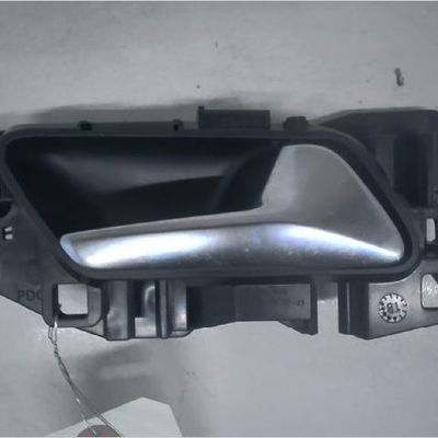 Poignee int porte ard Opel CROSSLAND X - CROSSLAND (P17, P2QO) 1.2 (75) (2017)