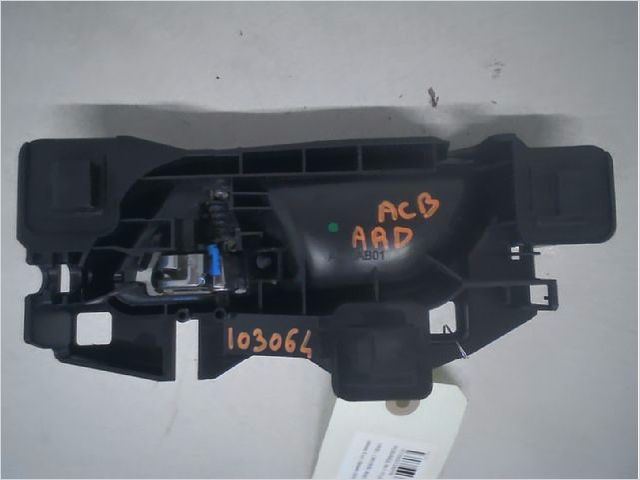 Poignee int porte ard Opel CROSSLAND X - CROSSLAND (P17, P2QO) 1.2 (75) (2017)
