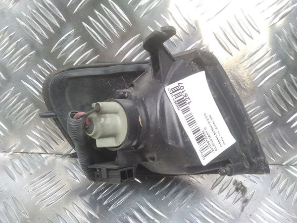 Clignotant gauche Nissan SUNNY III Liftback (N14) 2.0 d (1990-1995) 5 portes