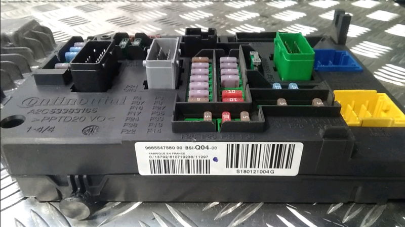 Calculateur moteur Peugeot 508 SW I (8E_) 1.6 hdi (2010-2018)