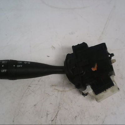 Commande eclairage Toyota COROLLA (_E12_) 2.0 d-4d (cde120r_, cde120l_) (2002-2006)