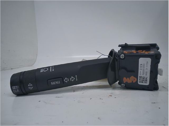 Commande clignotant Opel ZAFIRA TOURER C (P12) 1.6 cdti (75) (2013)