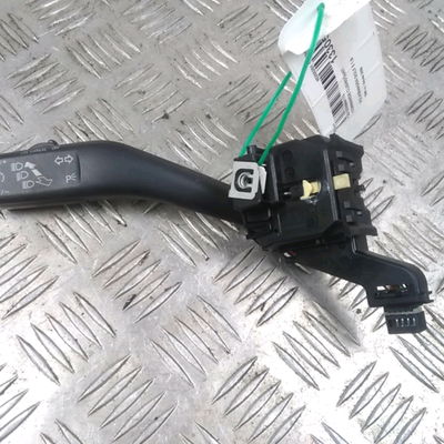 Commande clignotant Volkswagen GOLF V (1K1) 1.9 tdi (2003-2008) 5 portes