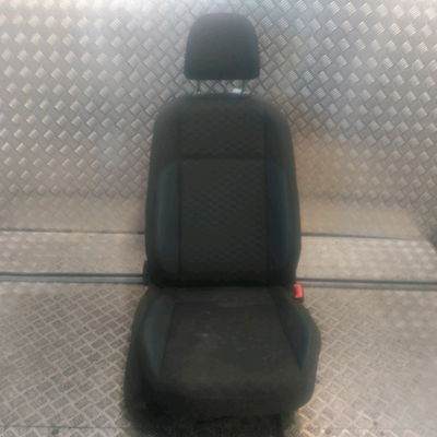 Siège avant droit Volkswagen POLO VI (AW1, BZ1, AE1) 1.0 tsi (2017)