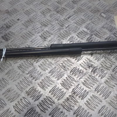 Verin droit hayon Seat IBIZA IV SC (6J1, 6P5) 1.2 tsi (2010-2015)