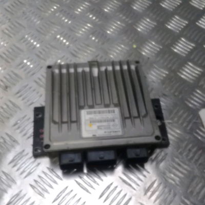 Calculateur moteur Renault CLIO III (BR0-1, CR0-1) 1.5 dci (c-br0g, c-br1g) (2005-2012) 5 portes