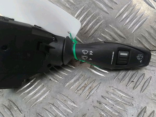Commande essuie glace Ford FIESTA VI (CB1, CCN) 1.6 tdci (2008-2012)