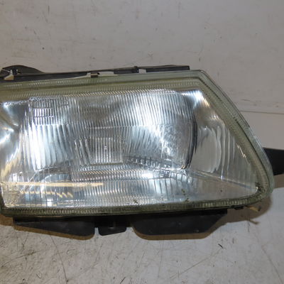 Phare droit Citroën SAXO (S0, S1) 1.0 x (1996-1998)