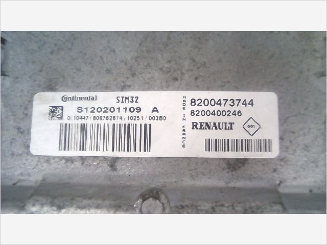 Calculateur moteur Renault CLIO II (BB_, CB_) 1.2 16v (bb05, bb0w, bb11, bb27, bb2t, bb2u, bb2v, cb05,... (2001-2016) 3 portes