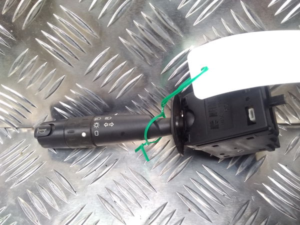 Commande clignotant PEUGEOT 806