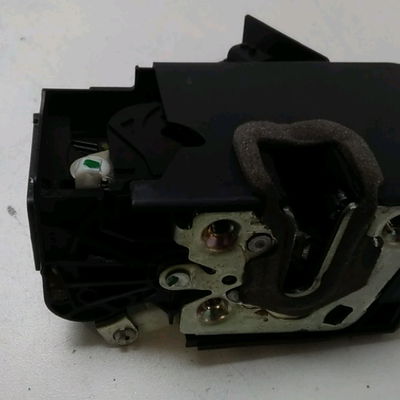 Serrure porte avd DACIA DUSTER