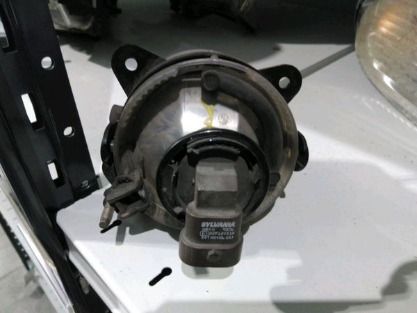 Phare antibrouillard avant droit VOLKSWAGEN TOURAN