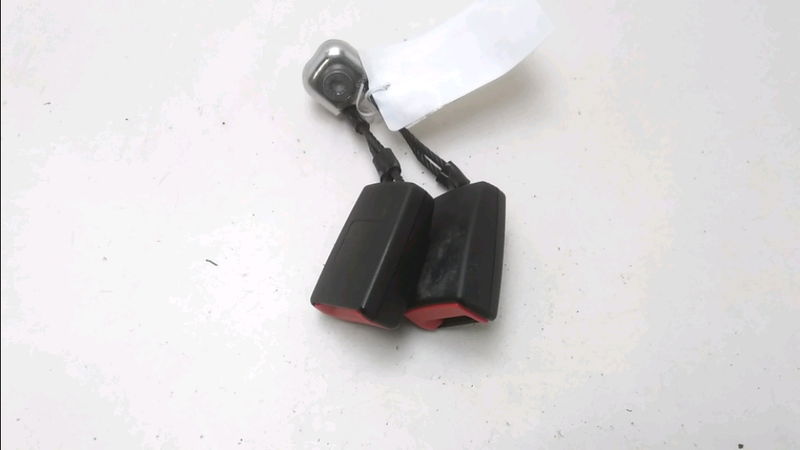 Ancrage ceinture arrière gauche VOLKSWAGEN POLO