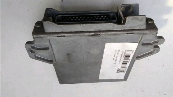 Calculateur moteur RENAULT KANGOO