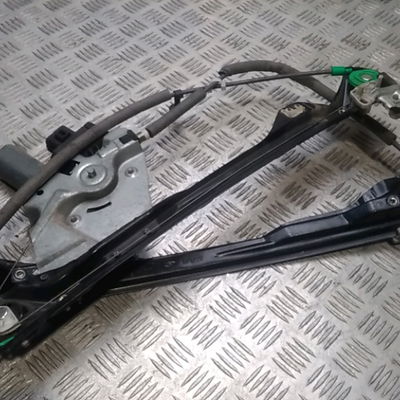 Mecanisme  moteur lève-glace avant droit FORD FOCUS 1
