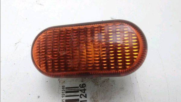 Répétiteur aile droite RENAULT CLIO