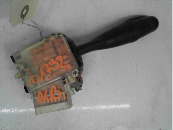 Commande eclairage Toyota COROLLA Verso (_E12_) 2.0 d-4d (cde120_) (2002-2004)